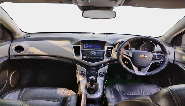 2012 Chevrolet Cruze LTZ, Diesel, Manual, 1,14,904 km, interior