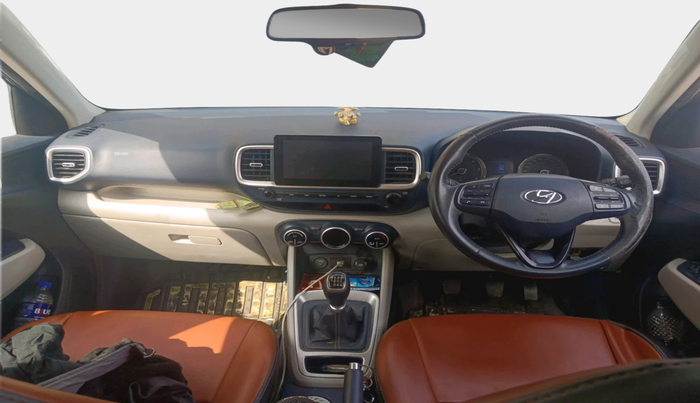 2019 Hyundai VENUE SX 1.5 (O) CRDI DUAL TONE, Diesel, Manual, 1,11,854 km, interior