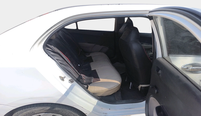 2015 Hyundai Xcent BASE 1.1, Diesel, Manual, 76,703 km, interior