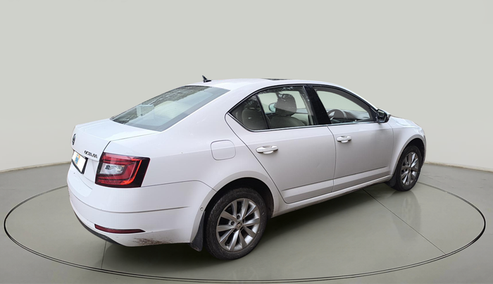 2018 Skoda Octavia 2.0 TDI L&K AT, Diesel, Automatic, 1,03,047 km, exterior