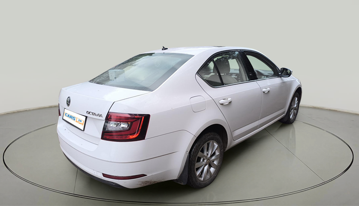 2018 Skoda Octavia 2.0 TDI L&K AT, Diesel, Automatic, 1,03,047 km, exterior