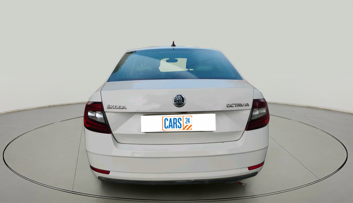 2017 Skoda Octavia 2.0 TDI L&K AT, Diesel, Automatic, 1,19,476 km, exterior