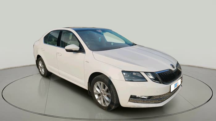2017 Skoda Octavia 2.0 TDI L&K AT, Diesel, Automatic, 1,19,476 km, exterior