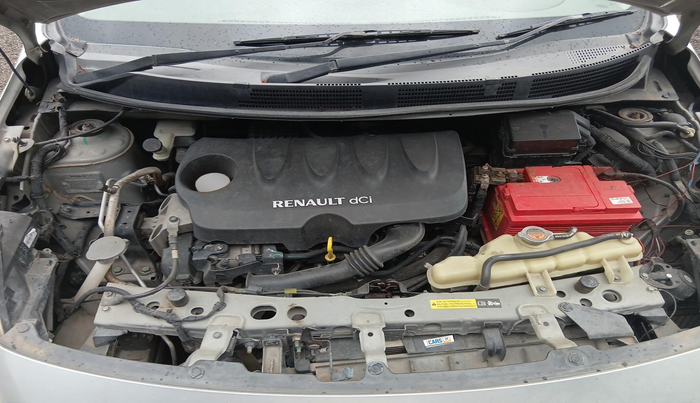 2014 Renault Scala RXL DIESEL, Diesel, Manual, 1,21,431 km, exterior