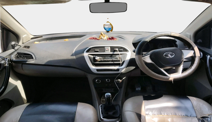 2016 Tata Tiago XM PETROL, Petrol, Manual, 1,02,125 km, interior