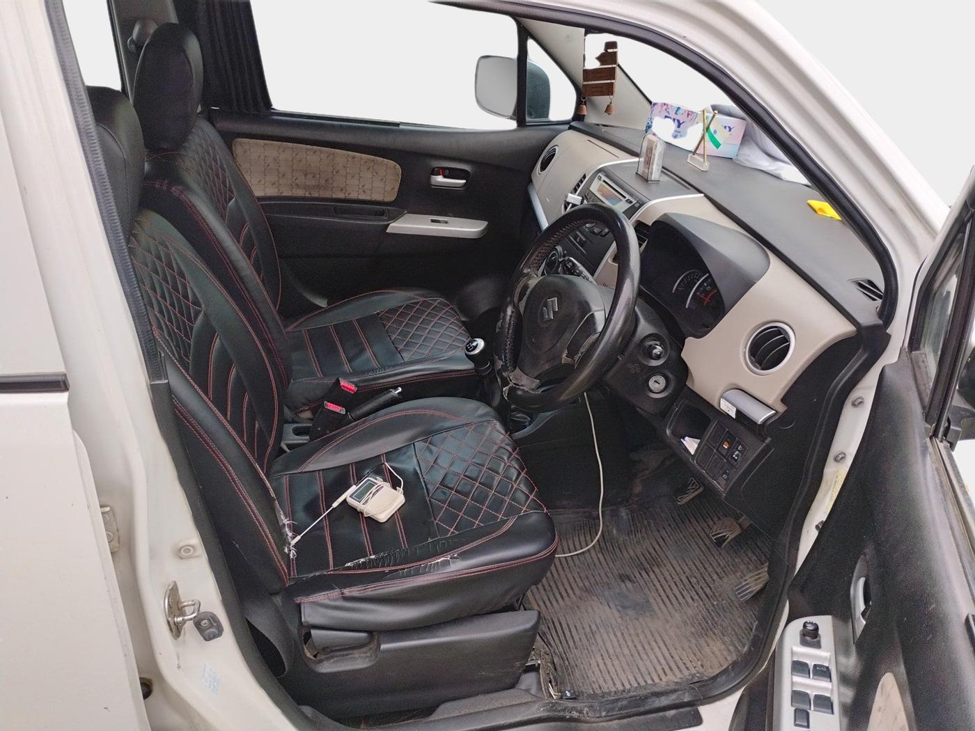 2015 Maruti Wagon R 1.0 VXI, Petrol, Manual, 2,00,366 km, interior