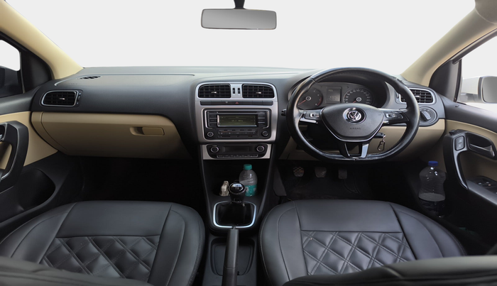 2016 Volkswagen Polo HIGHLINE1.2L, Petrol, Manual, 81,578 km, interior