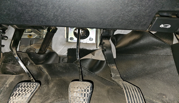 2022 Tata PUNCH CREATIVE  MT, Petrol, Manual, 45,609 km, interior