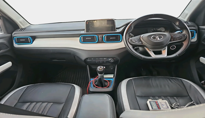 2022 Tata PUNCH CREATIVE  MT, Petrol, Manual, 45,609 km, interior