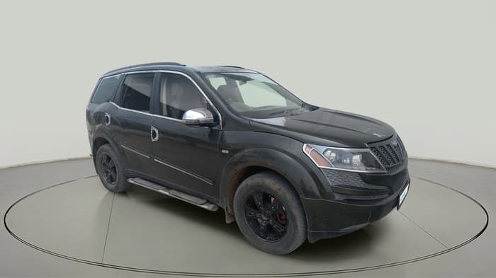 2012 Mahindra XUV500 W8, Diesel, Manual, 1,06,724 km, exterior