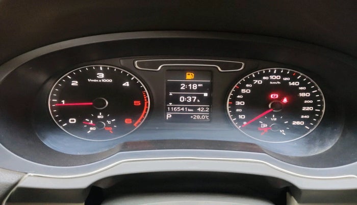 2014 Audi Q3 2.0 TDI QUATTRO, Diesel, Automatic, 1,16,541 km, interior