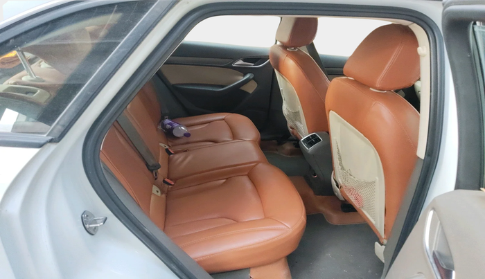 2014 Audi Q3 2.0 TDI QUATTRO, Diesel, Automatic, 1,16,541 km, interior