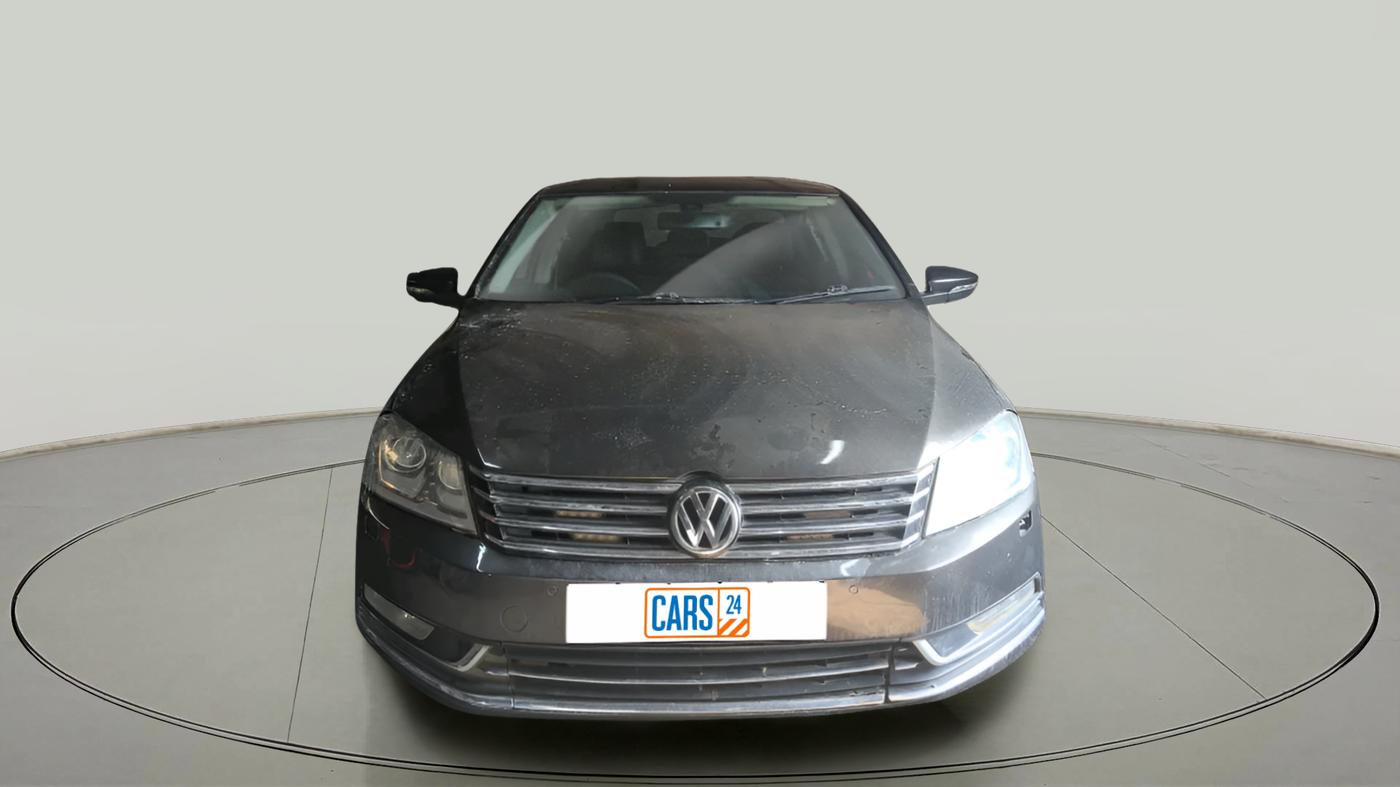 2011 Volkswagen Passat COMFORTLINE DSG, Diesel, Automatic, 1,29,500 km, exterior