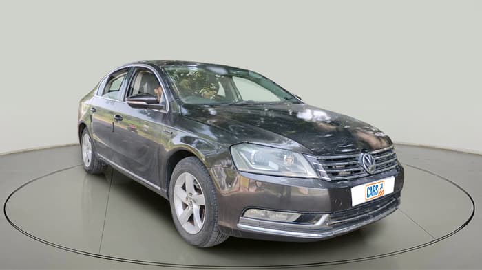 2011 Volkswagen Passat COMFORTLINE DSG, Diesel, Automatic, 1,29,500 km, exterior