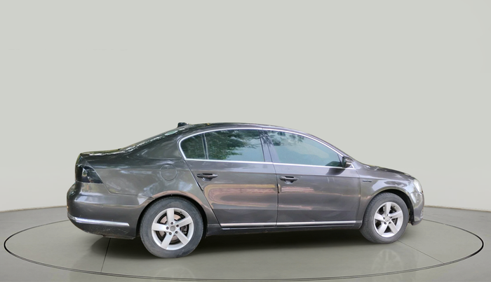 2011 Volkswagen Passat COMFORTLINE DSG, Diesel, Automatic, 1,29,053 km, exterior