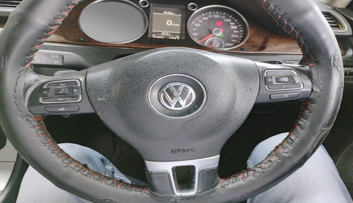 2011 Volkswagen Passat COMFORTLINE DSG, Diesel, Automatic, 1,29,053 km, interior