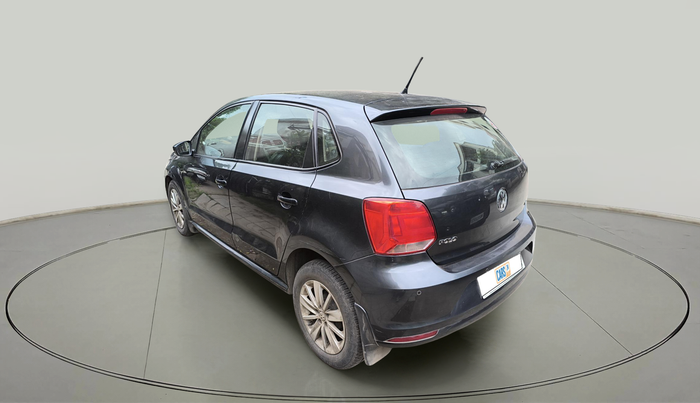 2016 Volkswagen Polo HIGHLINE1.5L, Diesel, Manual, 1,59,546 km, exterior