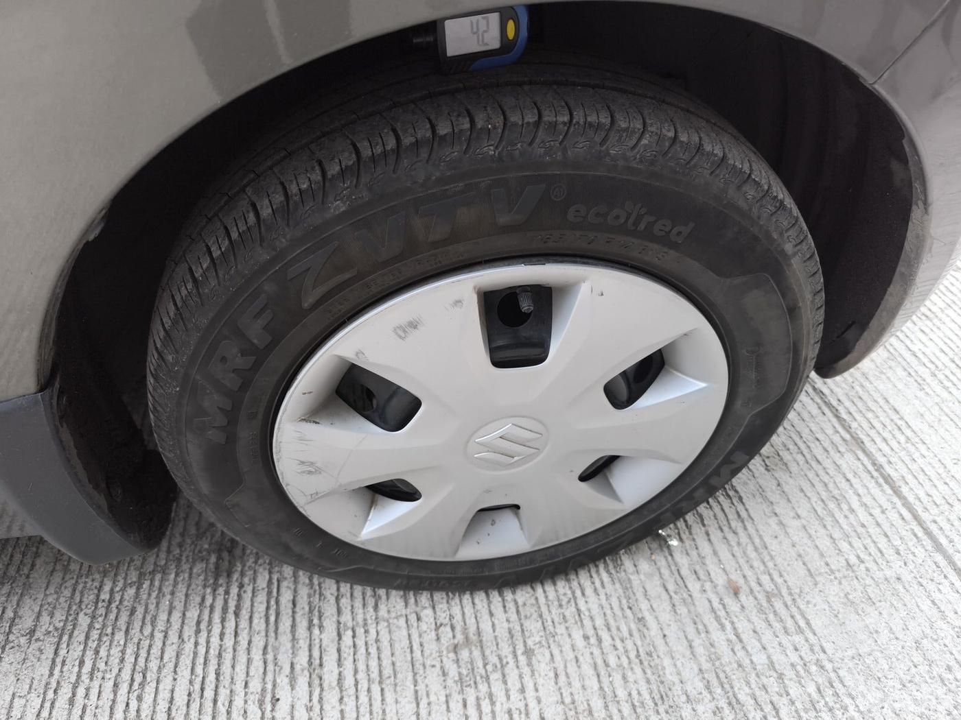 2023 Maruti New Wagon-R VXI CNG 1.0, Petrol, Manual, 19,528 km, tyre