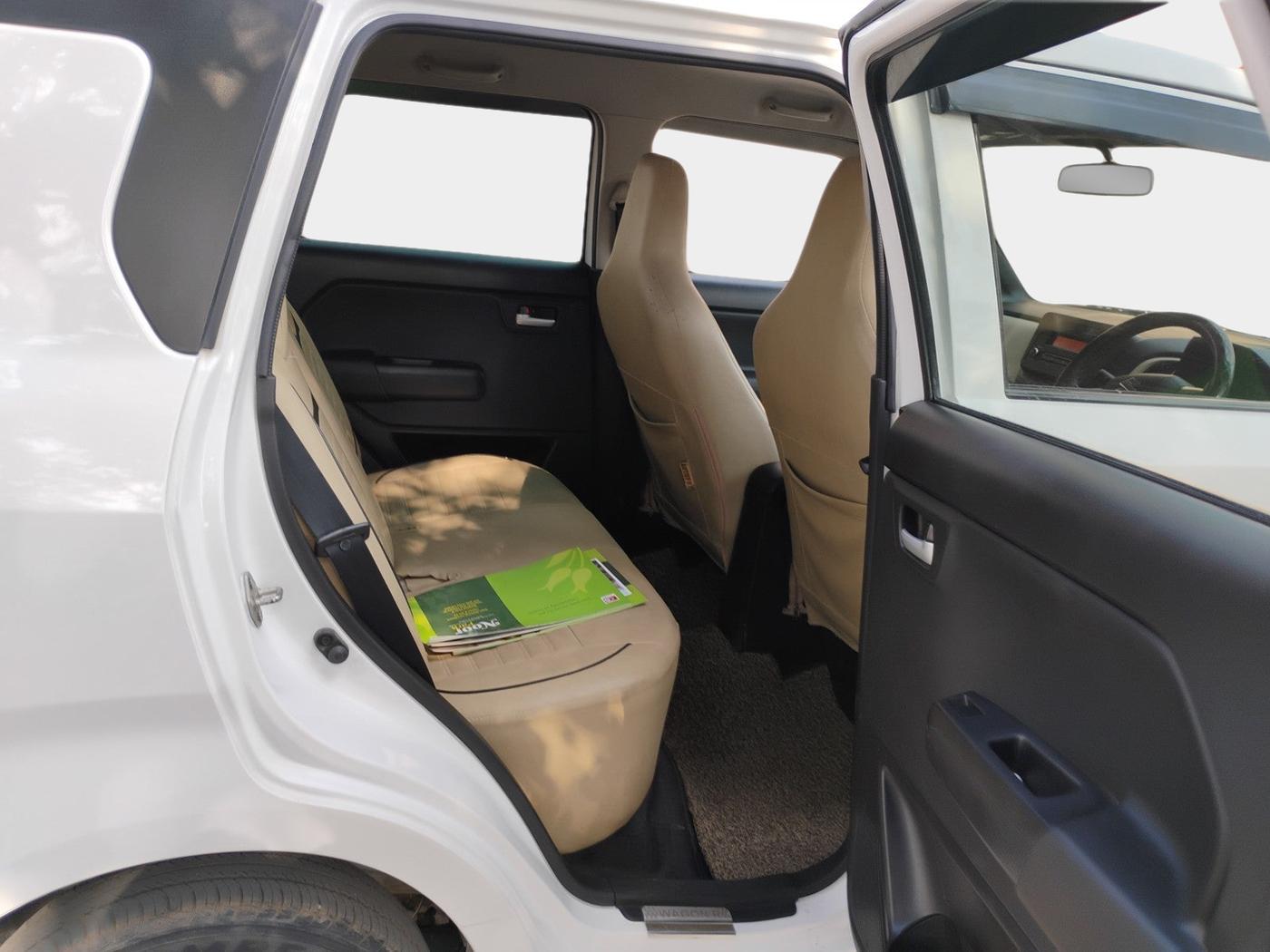 2021 Maruti New Wagon-R VXI 1.0, Petrol, Manual, 47,640 km, interior