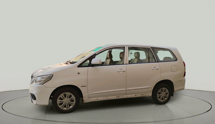 2015 Toyota Innova 2.5 GX 7 STR, Diesel, Manual, 1,99,630 km, exterior