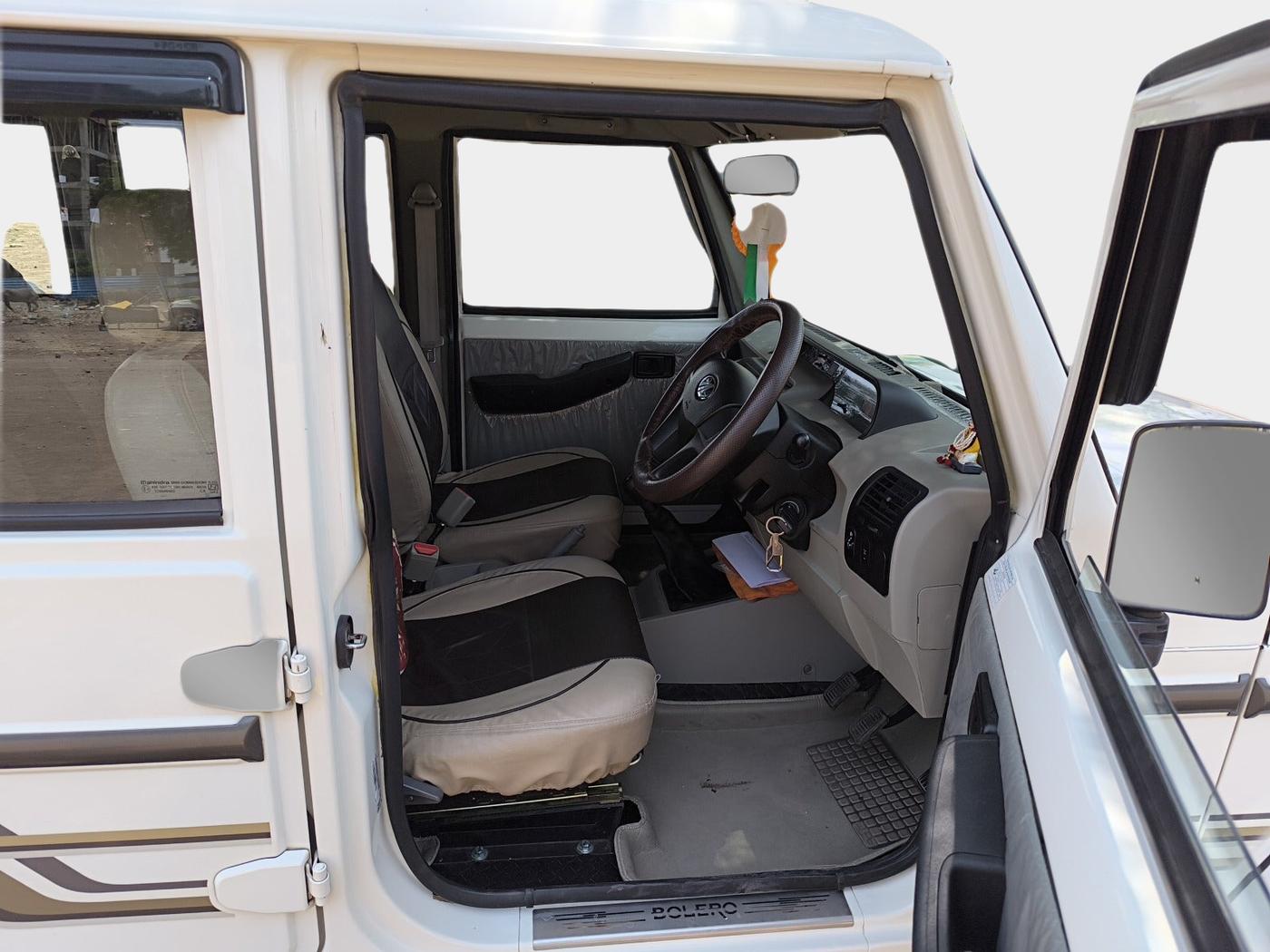 2021 Mahindra Bolero B4, Diesel, Manual, 31,717 km, interior