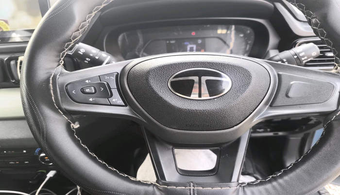 2025 Tata PUNCH Adventure Plus (S), Petrol, Manual, 15,129 km, interior