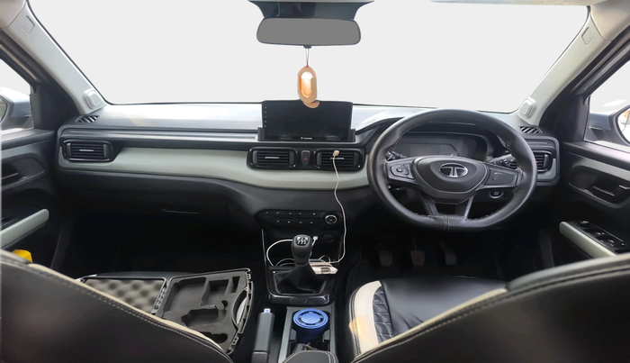 2025 Tata PUNCH Adventure Plus (S), Petrol, Manual, 15,129 km, interior