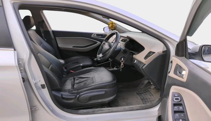 2015 Hyundai Elite i20 SPORTZ 1.2, Petrol, Manual, 1,04,356 km, interior