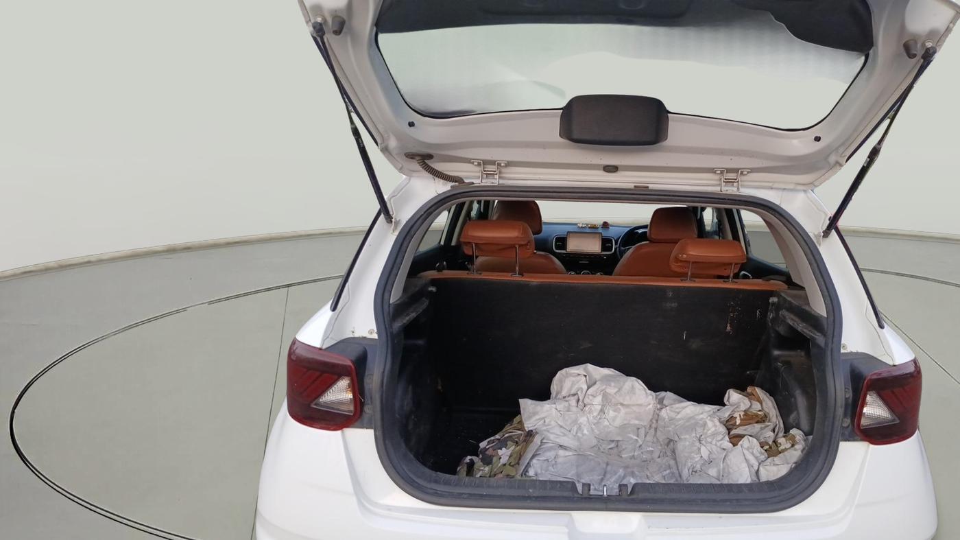 2021 Hyundai VENUE S+ 1.2, Petrol, Manual, 43,744 km, exterior