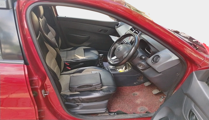 2016 Renault Kwid RXT 0.8, Petrol, Manual, 88,114 km, interior