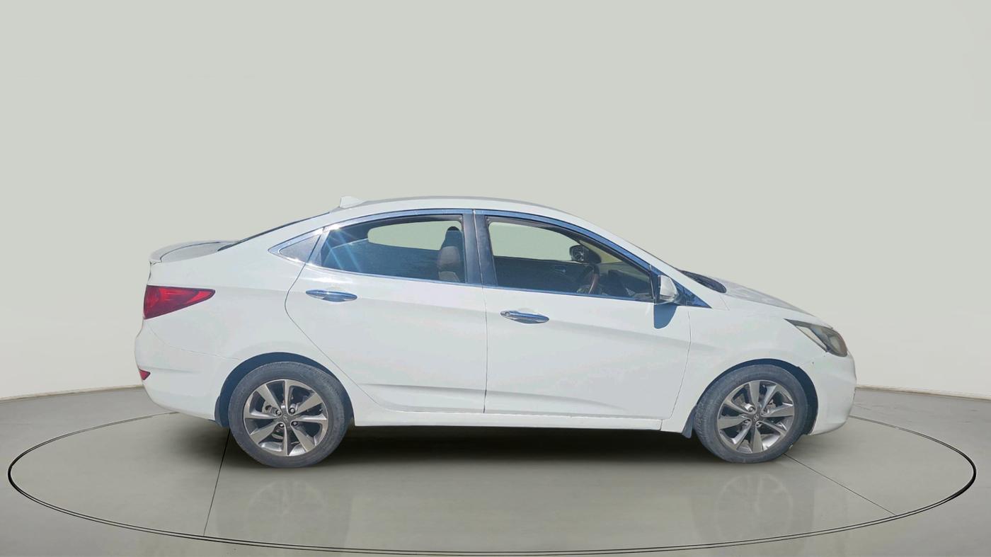 2011 Hyundai Verna FLUIDIC 1.6 CRDI EX, Diesel, Manual, 89,062 km, exterior