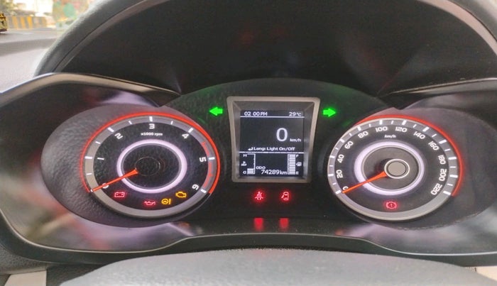 2023 Mahindra XUV300 W6 1.5 Diesel, Diesel, Manual, 74,289 km, interior