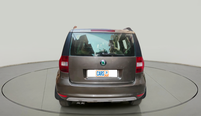 2010 Skoda Yeti ELEGANCE 2.0 TDI CR 4X4, Diesel, Manual, 1,58,909 km, exterior