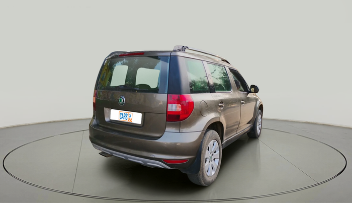 2010 Skoda Yeti ELEGANCE 2.0 TDI CR 4X4, Diesel, Manual, 1,58,909 km, exterior