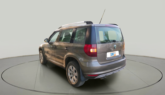 2010 Skoda Yeti ELEGANCE 2.0 TDI CR 4X4, Diesel, Manual, 1,58,909 km, exterior