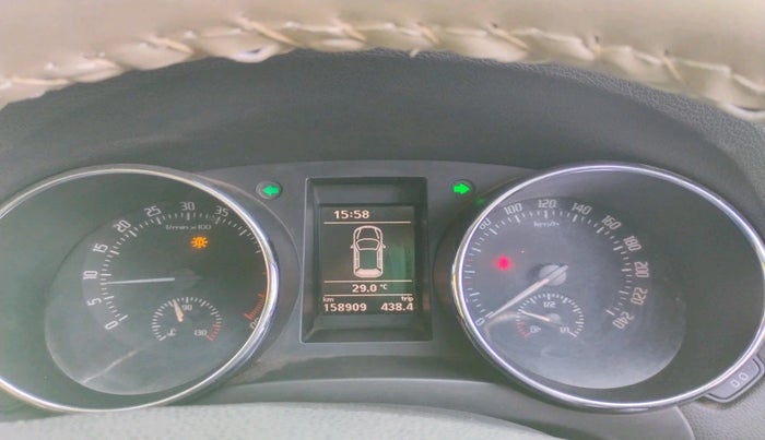 2010 Skoda Yeti ELEGANCE 2.0 TDI CR 4X4, Diesel, Manual, 1,58,909 km, interior