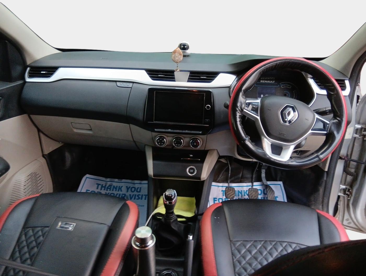 2022 Renault TRIBER RXZ, Petrol, Manual, 6,30,000 km, interior