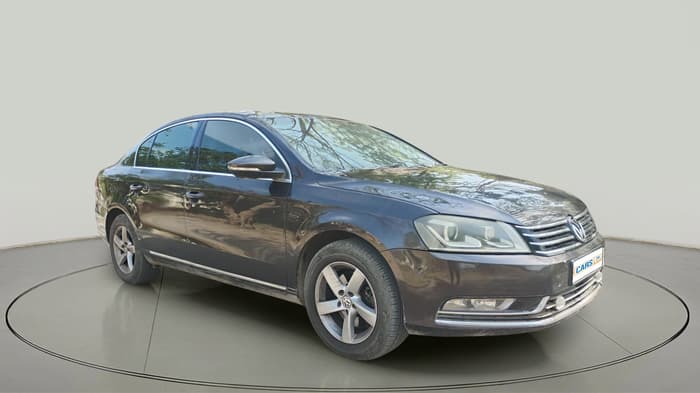 2011 Volkswagen Passat HIGHLINE DSG, Diesel, Automatic, 1,25,297 km, exterior