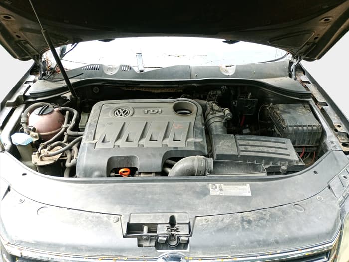 2011 Volkswagen Passat HIGHLINE DSG, Diesel, Automatic, 1,25,297 km, exterior