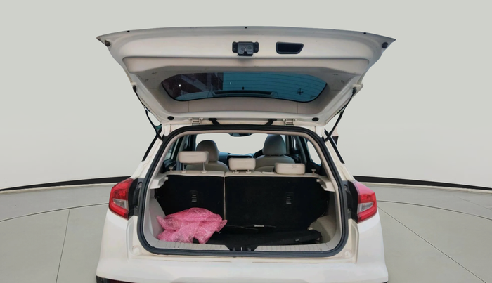 2020 Mahindra XUV300 W8 (O) 1.5 DIESEL, Diesel, Manual, 1,51,906 km, exterior