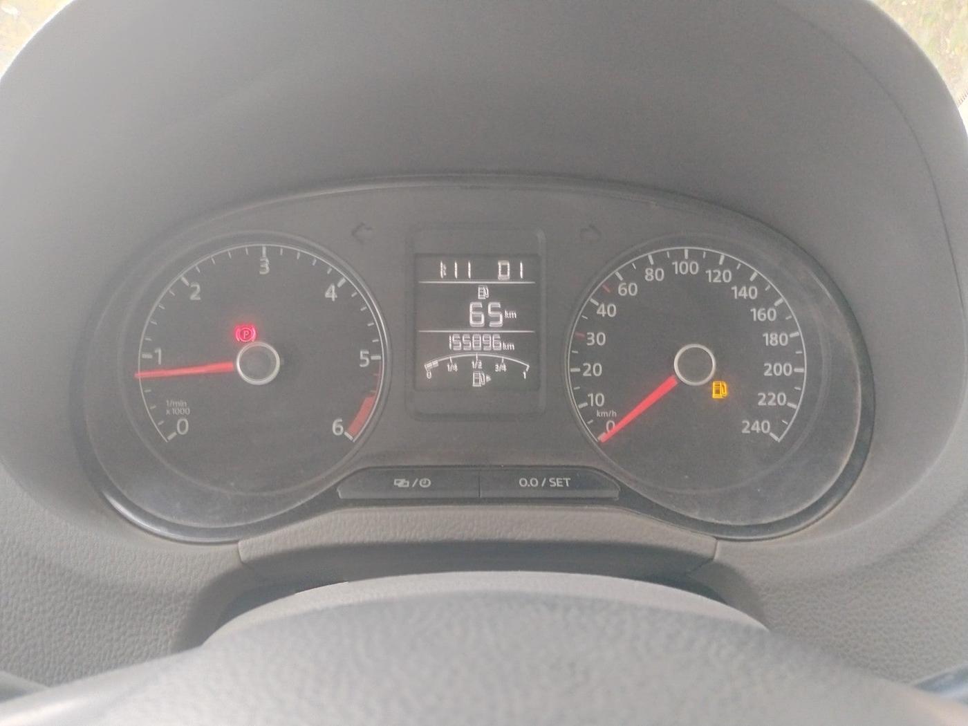 2015 Volkswagen Vento HIGHLINE 1.5 AT, Diesel, Automatic, 1,55,896 km, interior