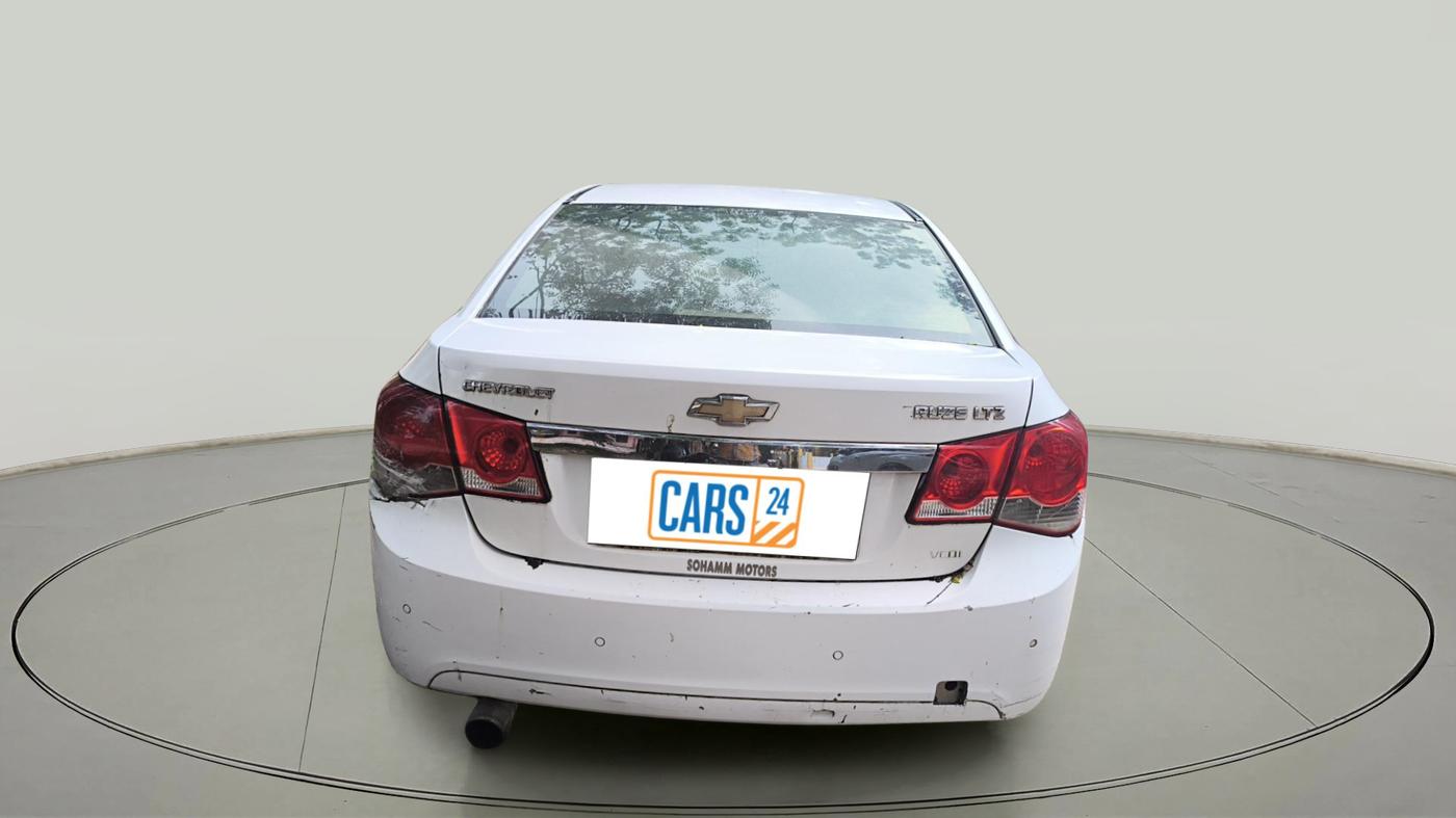 2010 Chevrolet Cruze LTZ, Diesel, Manual, 1,94,877 km, exterior