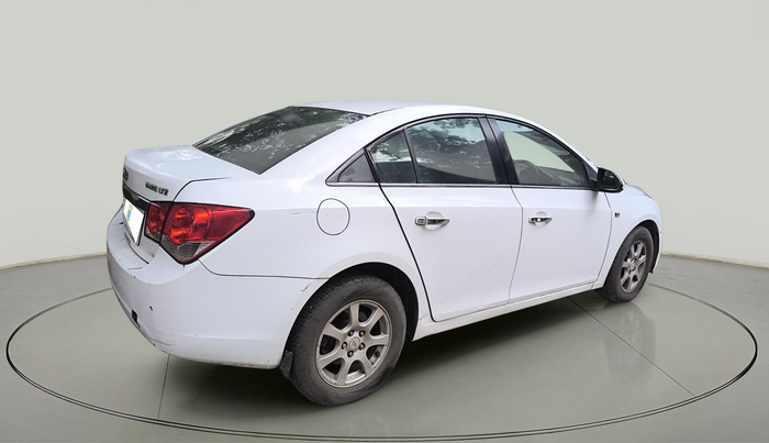 2010 Chevrolet Cruze LTZ, Diesel, Manual, 1,94,877 km, exterior