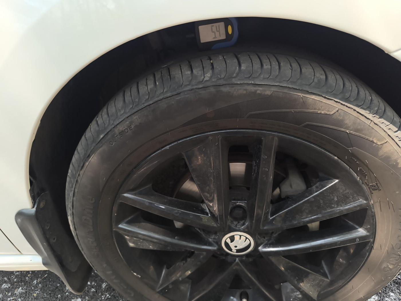 2021 Skoda Rapid AMBITION AT TSI, Petrol, Automatic, 48,306 km, tyre