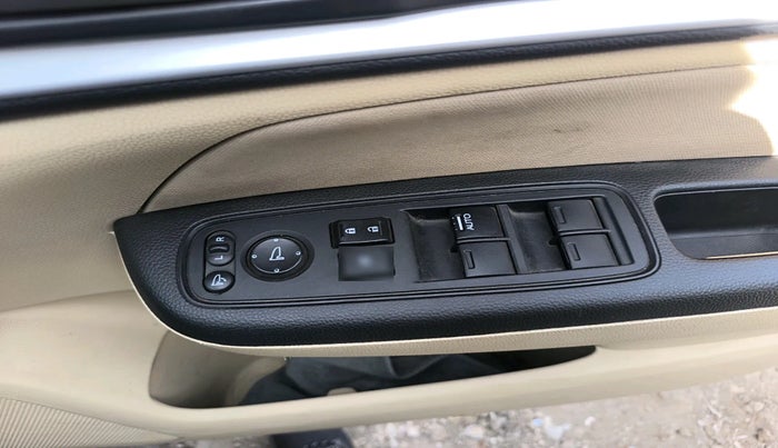 2023 Honda Amaze 1.2L I-VTEC VX, Petrol, Manual, 30,829 km, interior