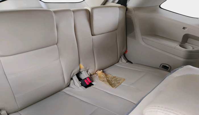 2018 Ford Endeavour TREND 2.2 4X2 AT, Diesel, Automatic, 2,37,612 km, interior