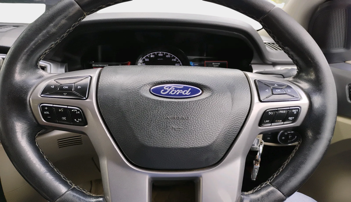 2018 Ford Endeavour TREND 2.2 4X2 AT, Diesel, Automatic, 2,37,612 km, interior