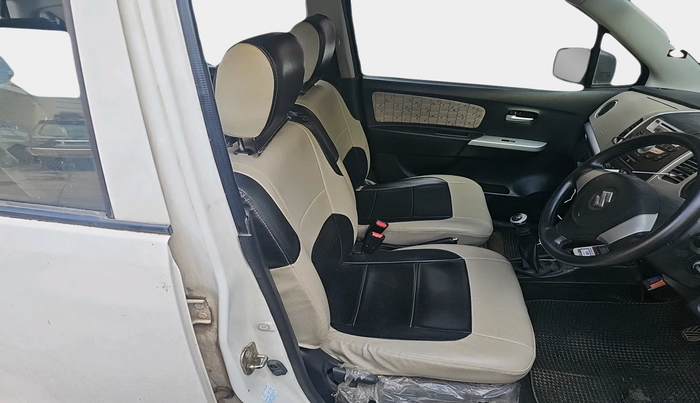 2016 Maruti Wagon R 1.0 VXI, Petrol, Manual, 13,330 km, interior