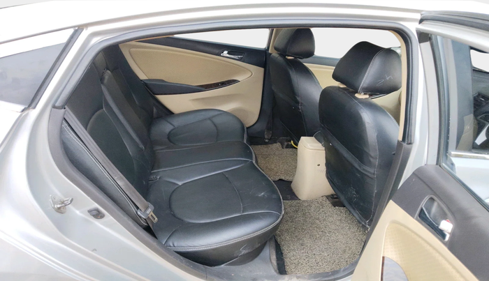 2014 Hyundai Verna FLUIDIC 1.6 CRDI SX, Diesel, Manual, 86,690 km, interior