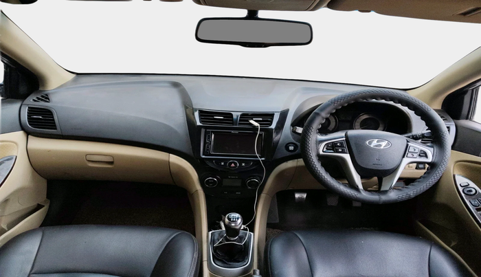 2014 Hyundai Verna FLUIDIC 1.6 CRDI SX, Diesel, Manual, 86,690 km, interior